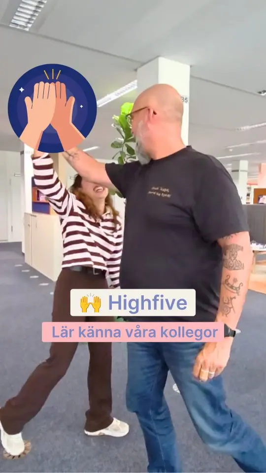 Följ med på en rundtur på kontoret för att lära känna våra kollegor bättre. 😅

Dömer du också en bok efter omslaget? 🤭📚

#kulpåjobbet #böcker #böckerärlivet #förverkligadinbokidé #bod_sverige